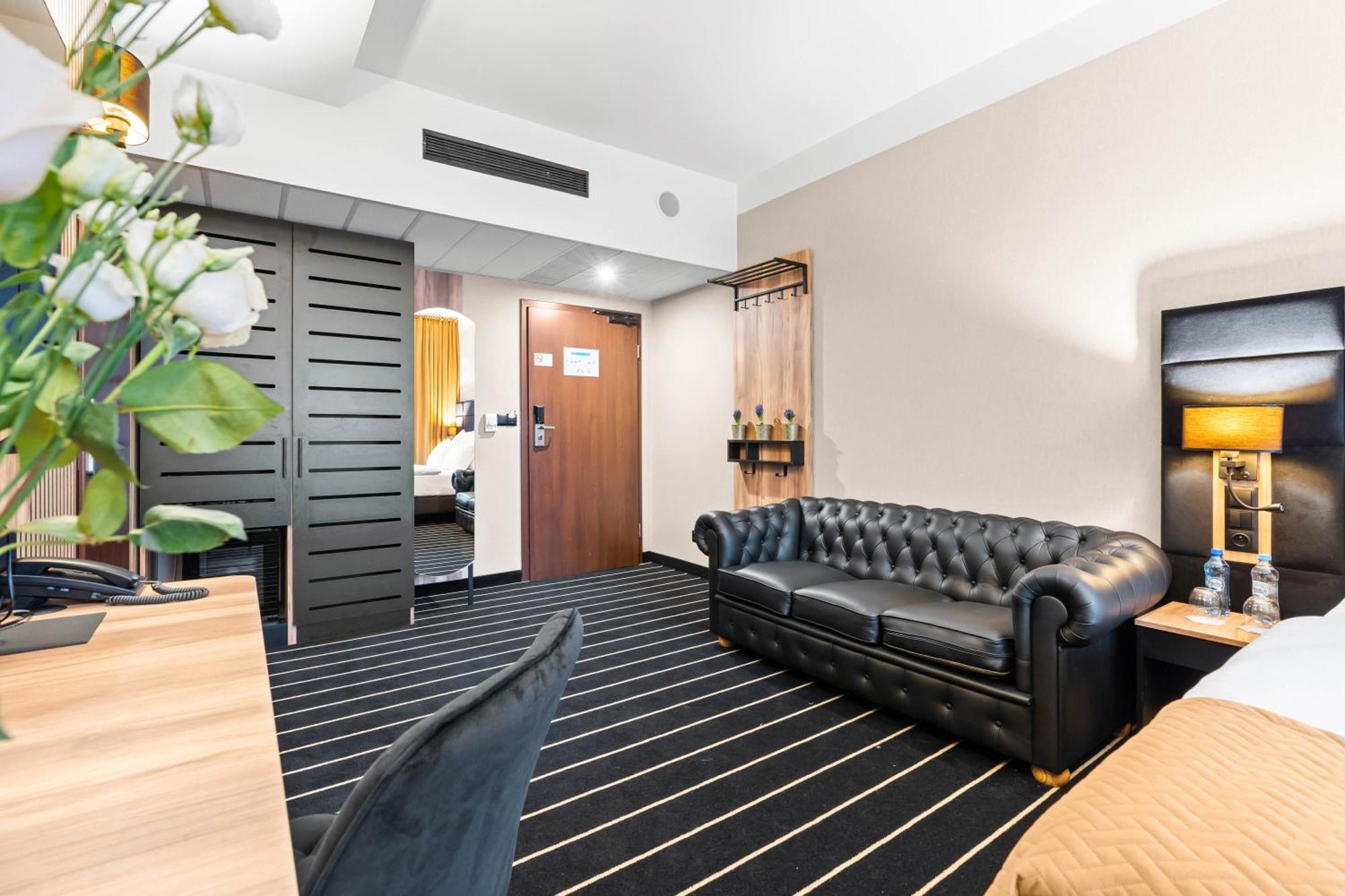 Park Hotel Diament Breslavia Exterior foto