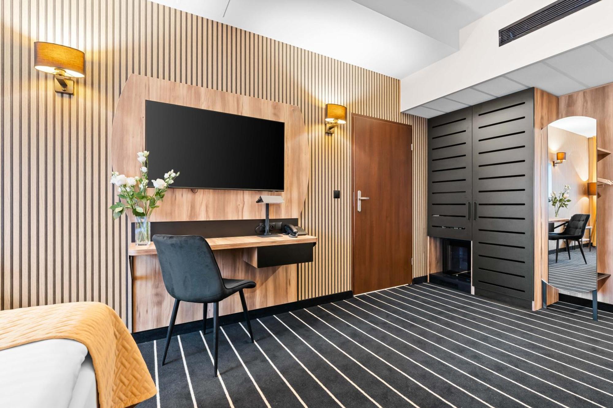 Park Hotel Diament Breslavia Exterior foto