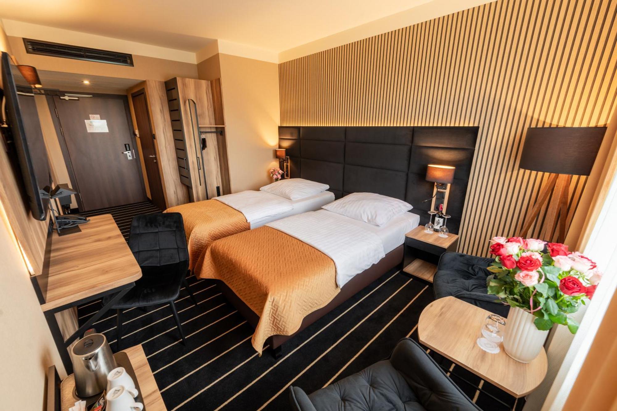 Park Hotel Diament Breslavia Exterior foto