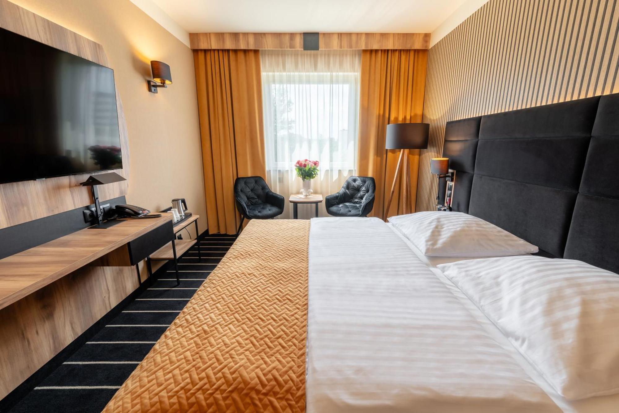 Park Hotel Diament Breslavia Exterior foto